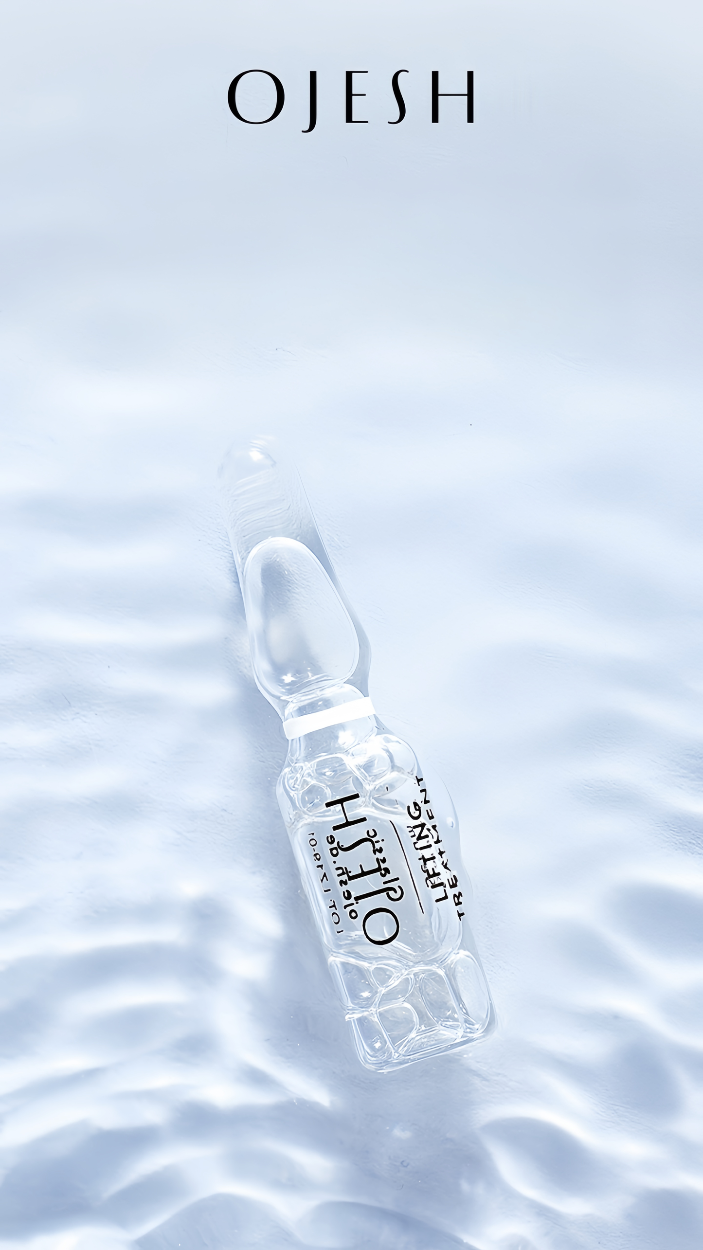 This advanced skincare solution delivers deep hydration while effectively addressing mature and dehydrated skin concerns