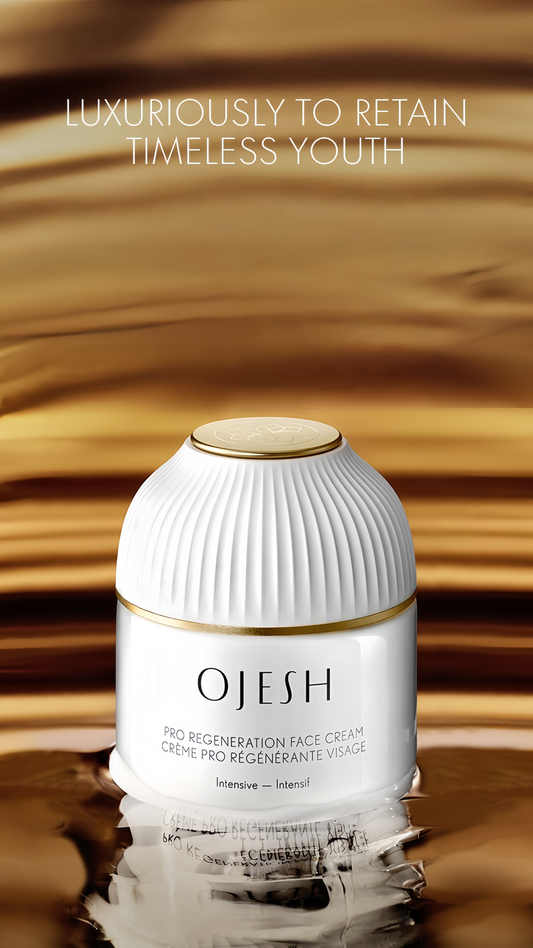 Advanced hydration formula featuring 3D hyaluronic acid and niacinamide complex delivers comprehensive skincare benefits